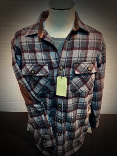 82281-1 Charcoal/ Burgundy
Soft Wool Blend Hvy Flannel
w/ Faux Suede
4900-1 Charcoal Tee